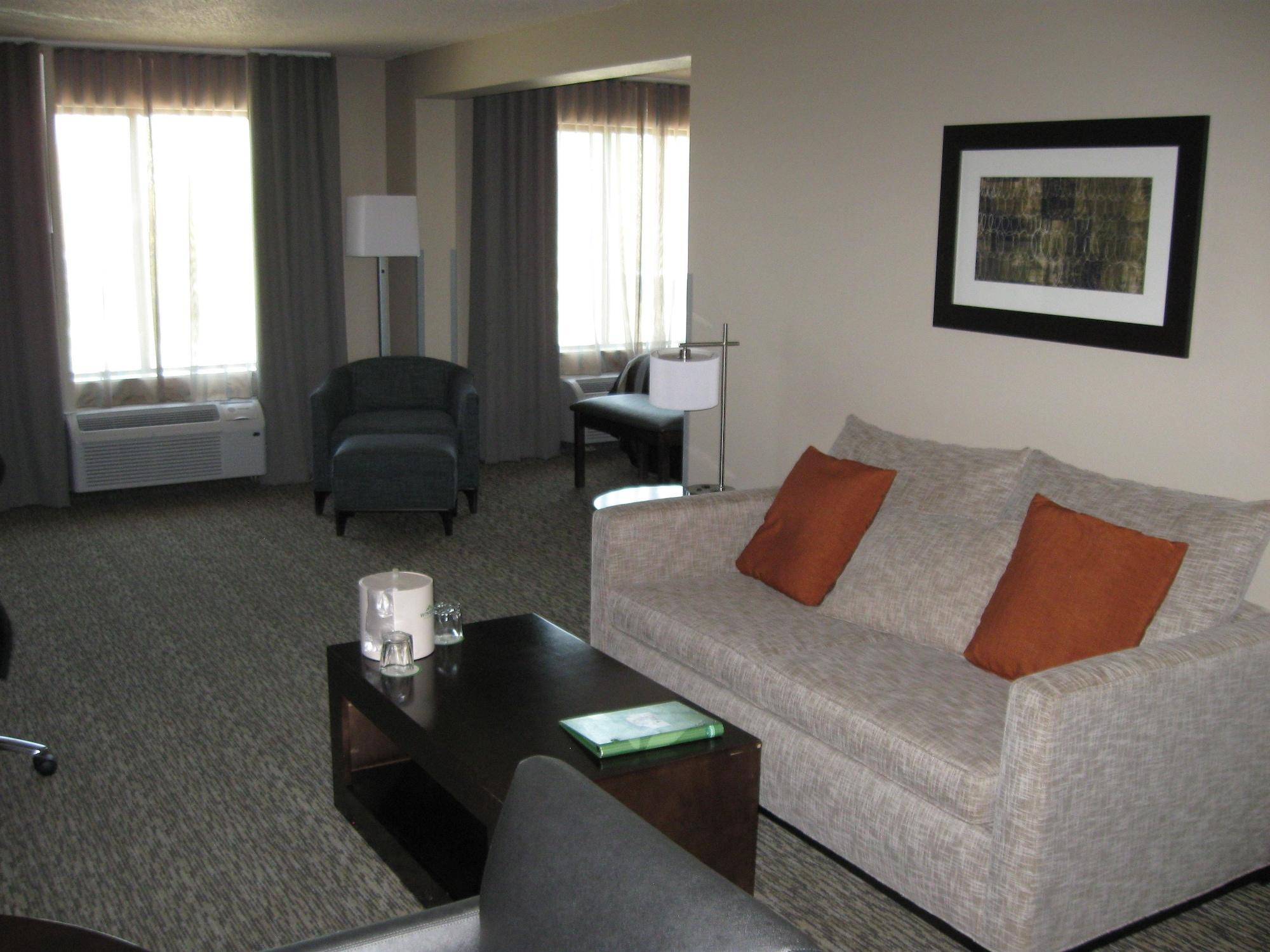 Wingate By Wyndham Fargo Hotel Екстериор снимка