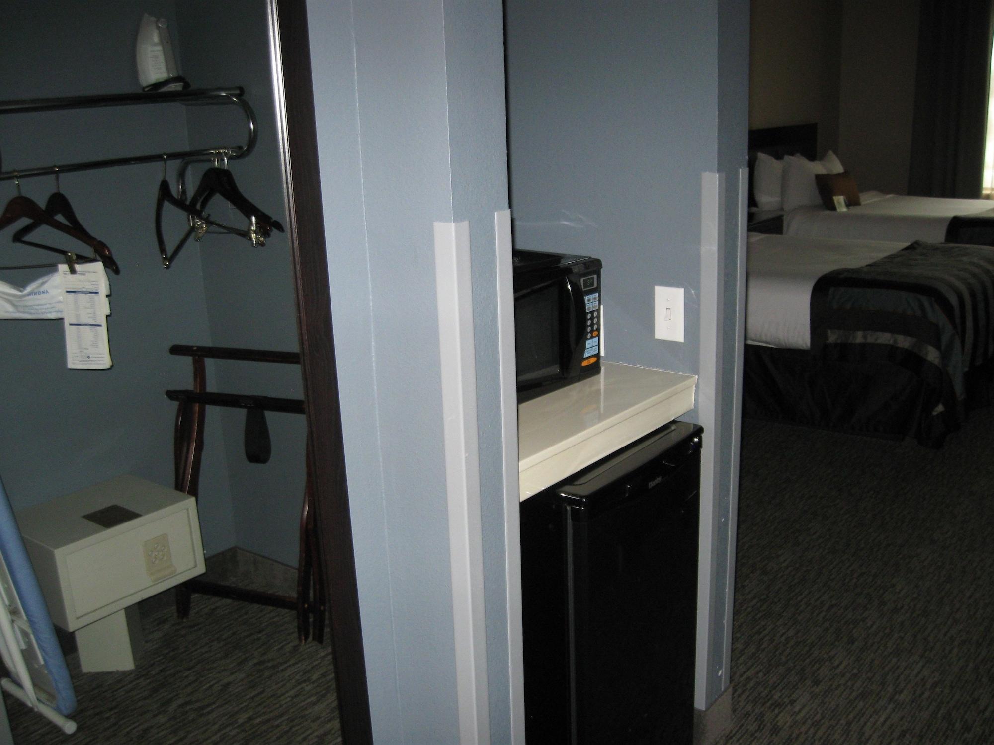 Wingate By Wyndham Fargo Hotel Екстериор снимка